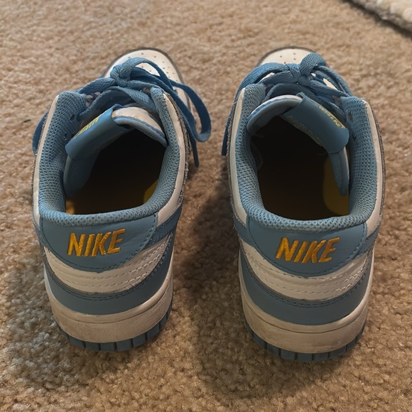 Nike Dunk Low - Picture 4 of 6